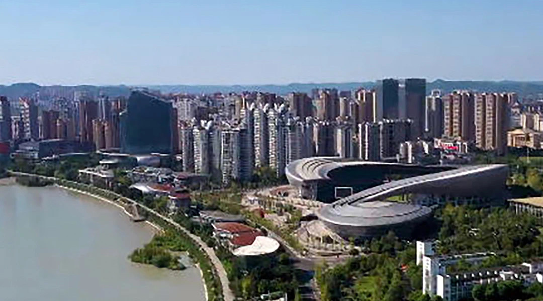 VanGaa照明援助-遂宁人民广播电台演播厅灯光改造