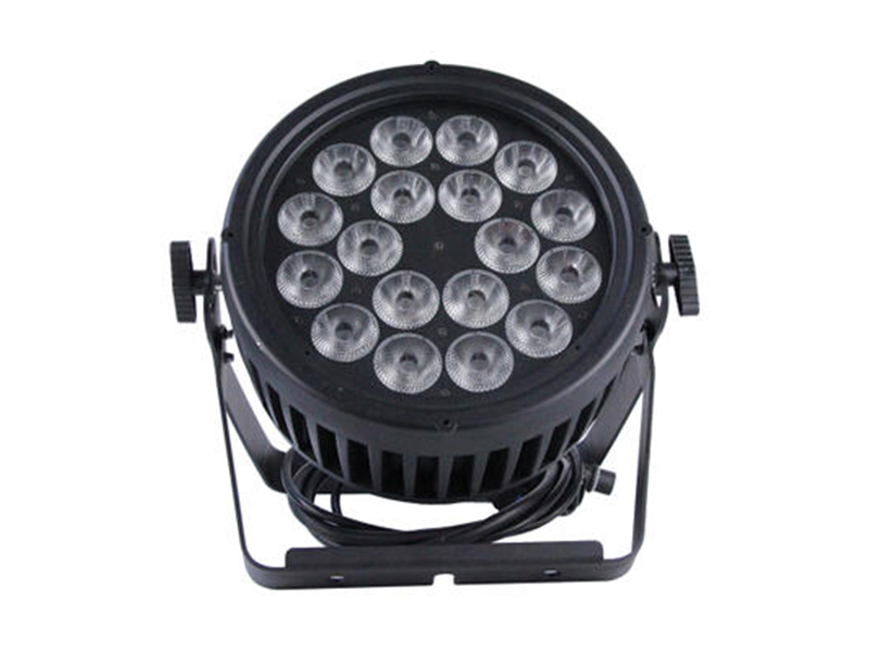 18颗*15W 5in1 LED防水帕灯