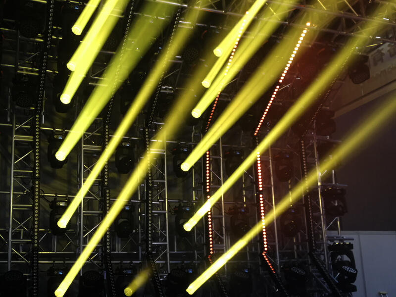 高功率330W超频移动头灯