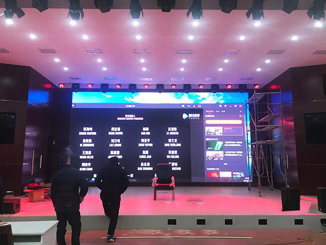 会议室LED三色灯的作用是什么，如何解决照明问题？