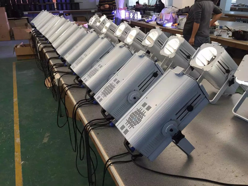 200W CTO LED 变焦 LED 轮廓聚光 Leko 灯