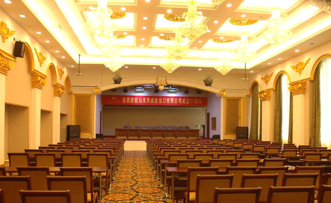 演播室和舞台灯的颜色和色温有什么区别