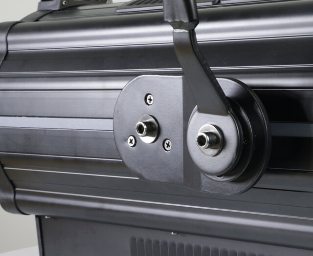 杆操作 LED 菲涅耳聚光灯 (3)