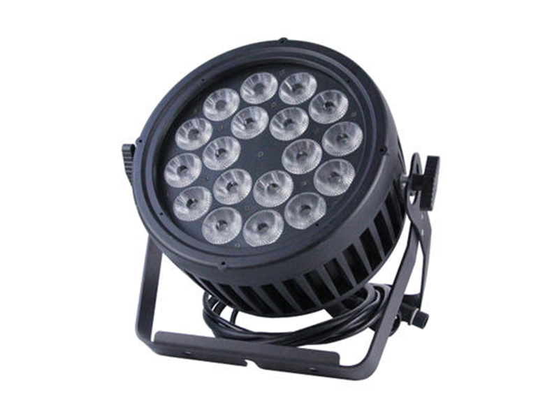18颗*15W 5in1 LED防水帕灯